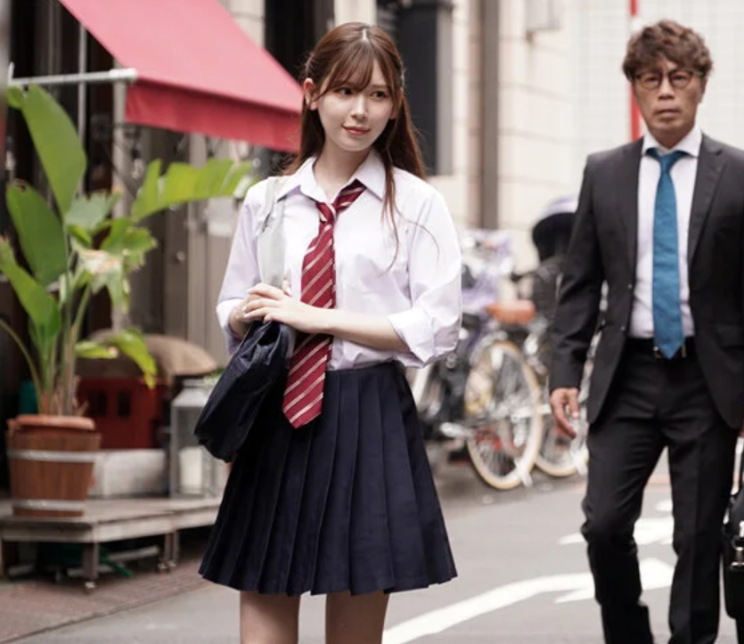 【女子校生】「センセ…私ラブホ行ってみたいな♡」スレンダーエロ美乳なギャル風美少女JKが教員を誘惑して中出しセックス！