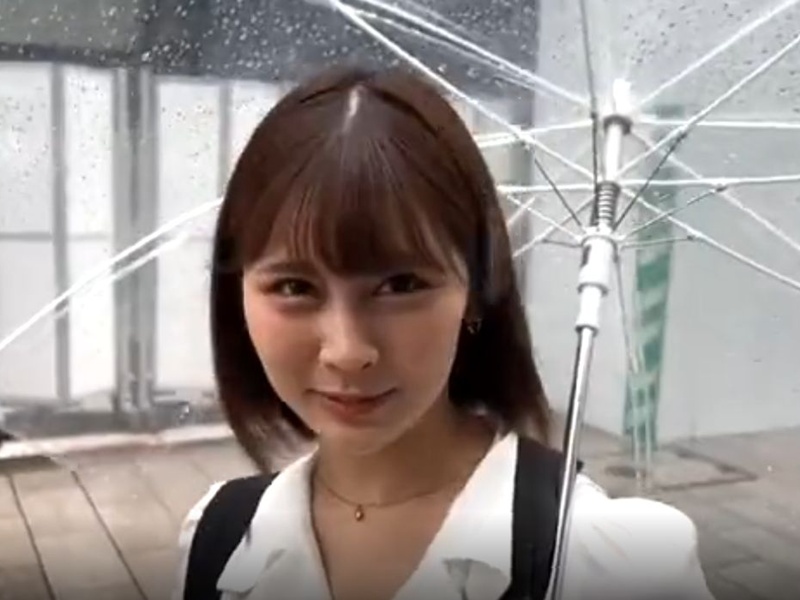 【素人JD】『ちょっとなら、時間あります』声をかけためっちゃ美人は、なんと大学1年生！結構スケベで腰振りムチムチ