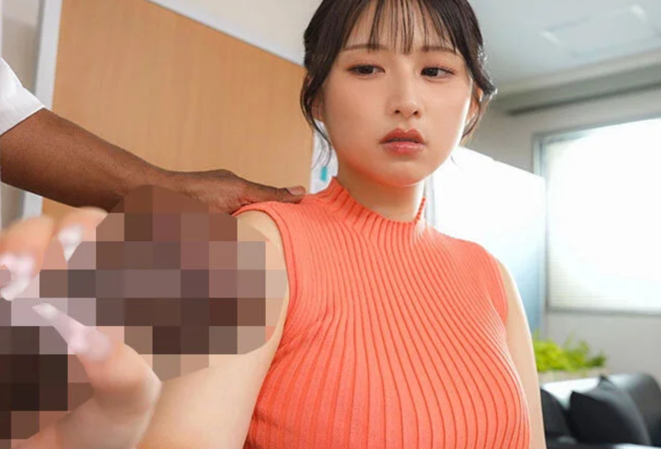 【人妻NTR】「うそ…黒人の人ってこんな大きいの…？」外国人のデカチンを見て欲情しちゃうエロ美乳で巨尻な美人主婦