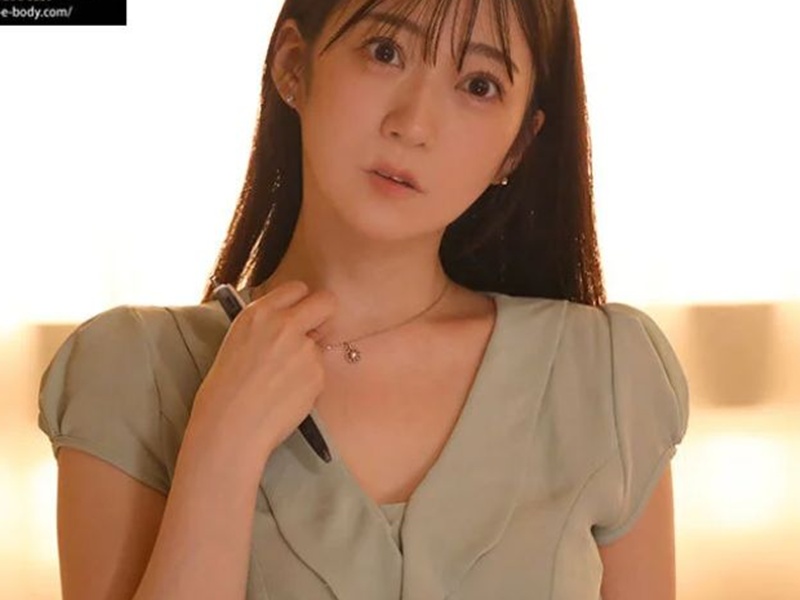 【女性用風俗】『また、シテくれないかな？』この先生が、俺の勤める店に来た！女教師がオンナになってチ◯ポを求めだす