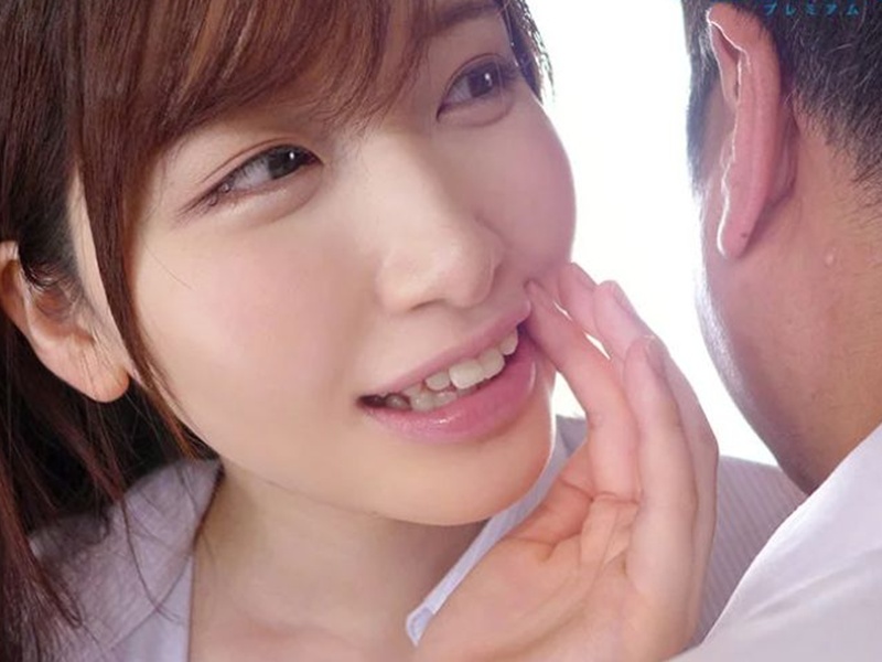 【囁く美女】『いっぱいヌイてあげるわね』年上の部下と同じ部屋になった出張！一度射精したくらいで終わるわけなかった