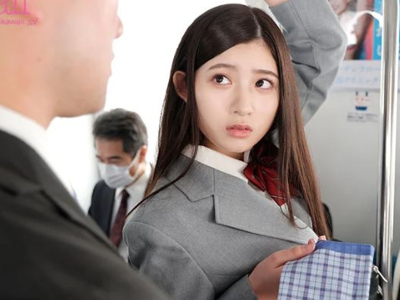 【女子校生】『これで精液を拭きなさい』電車痴漢されてから快楽に目覚めた清純女子高生！授業中にオナニー、学校で中出し