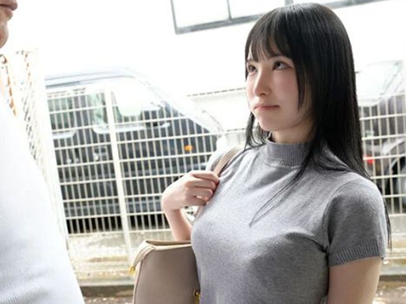 【女子大生】『今日も、いっぱいしてあげます』美人の若い女がおれんちに来て、何でもしてくれるって！遠慮なくさせてもらう