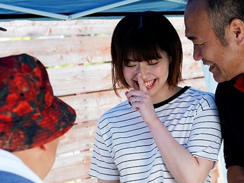 【人妻のヒミツ】『みなさん、このことはナイショですからね』テントでオヤジたちに寝取られて、おまけに中に出されたなんて