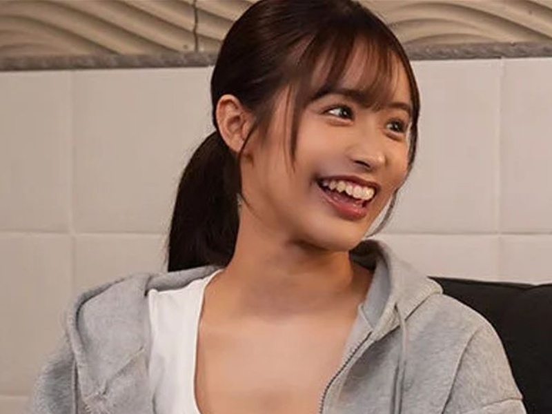 【美人のお姉さん】『ねぇ、私としたいんじゃないの？』バイト先の先輩がヤラせてくれた夜！優しくしてあげたら誘ってくれた