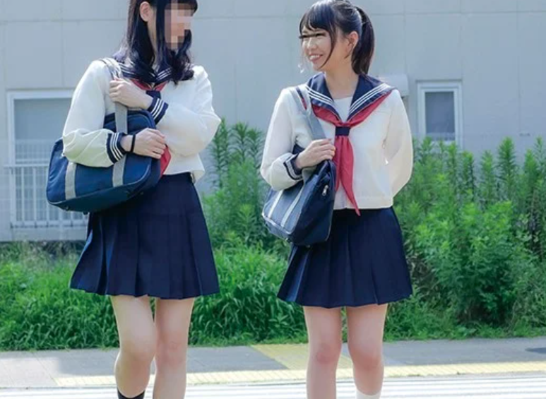 【女子校生レイプ】「苦しいです…」制服姿のスレンダーエロ美乳なロリ顔美少女JKが強制イラマチオで中出し強姦！