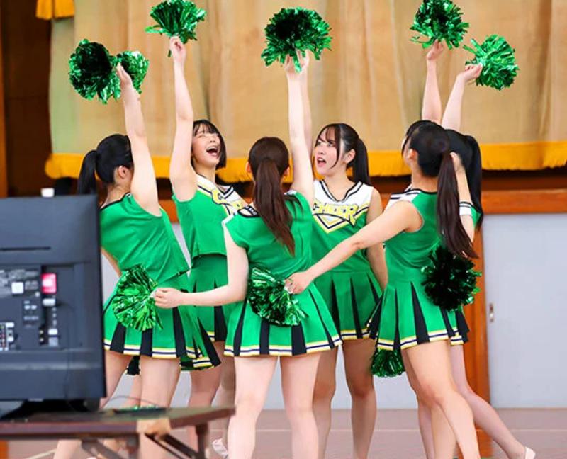 【女子学生レイプ】「ほら、こっち来いよ！」エロ巨尻で貧乳な合宿中のチアガールが男に変態スケベ行為されちゃう！