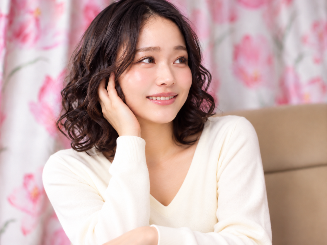 【人妻ナンパ】「少しだけ…下着見せてくれませんか？」車内で懇願され電マまで当てられるスレンダーエロ美乳なおばさん主婦