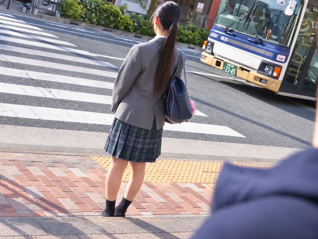 【女子校生レイプ】「あの子…犯しちゃうか…」下校中に男に目を付けられた制服姿のエロロリ美少女スレンダーJKが犯される