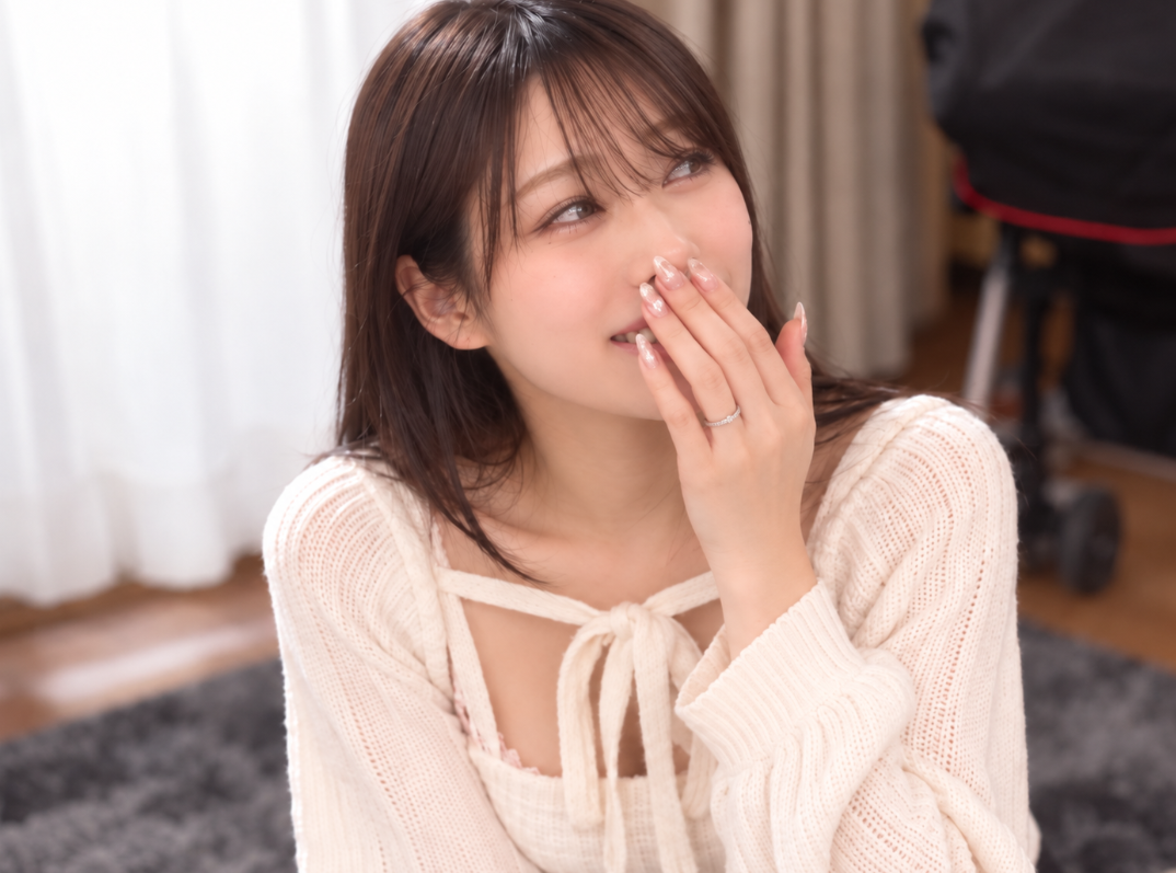 【素人妻ナンパ】「子供を産んでから…全くシてないんです…」スレンダーエロ美乳なギャル風若妻主婦がデカチンにフェラしちゃう